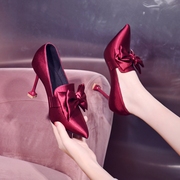 红色高跟鞋女尖头礼仪，宴会鞋新娘鞋，2024年秋季蝴蝶结细跟单鞋