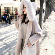 高端轻奢女装白色秋冬大毛领连帽落肩袖中长款羊毛大衣外套