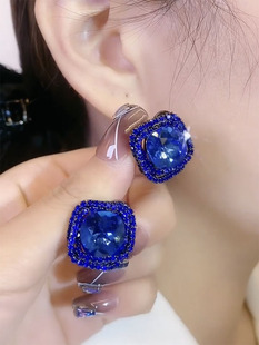 2022年潮S925纯银针气质宝蓝水晶耳环高级感法式耳环轻奢耳饰