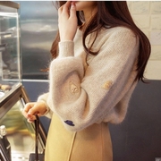 韩国甜美减龄贴布爱心刺绣灯笼袖圆领桃心针织衫真兔毛毛衣8160