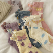 坚果妈咪 珊瑚绒袜子女冬季毛绒加厚保暖可爱少女居家睡眠中筒袜