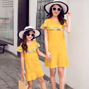 亲子装女童母女装纯棉，短袖t恤黄色，亲子班服蕾丝连衣裙子夏装