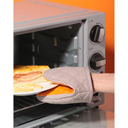 4490.浅款便利穿脱防烫手套，耐高温加厚隔热套烤箱，取盘阻热套1只