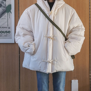 韩国男装东大门复古潮流学院风，os牛角扣蓬松连帽小众棉服外套