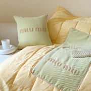 2023微甜刺绣抱枕被两用沙发，靠枕办公室靠垫，午睡汽车客厅床上