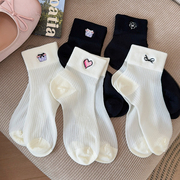 白色卡通袜子女中筒袜，夏季薄款玻璃丝，网眼透气日系可爱夏天短筒袜