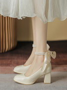 时尚绑带粗跟伴娘中高跟鞋，5cm杏色一字带结婚鞋新娘鞋女孕妇婚纱