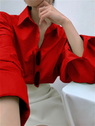 初春b备外穿打底都很美设计感韩版衬衫，女大红色上衣气质衬肤色