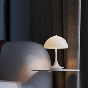 北欧简约餐桌吧台p气氛灯卧室床头书桌可携式充电台灯可爱蘑