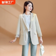 新中式国风西装外套女春秋，2024高级感气质时尚短款西服宽松型
