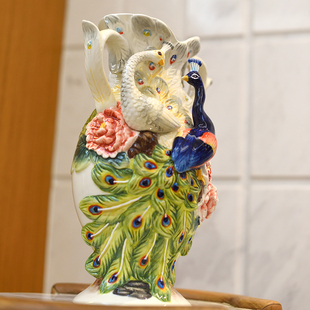 牡丹花孔雀花瓶摆件客厅电视柜玄关酒架送礼装饰品方亚陶瓷插花器