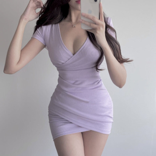 韩国东大门时尚舒适潮流女装包身紧身气质V领褶皱包臀连衣裙