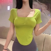 2024韩国东大门春夏低胸，方领显胸性感弧形下摆，短袖t恤女上衣