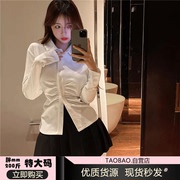 胖MM200斤特大码白色衬衫女士设计感小众修身显瘦长袖衬衣潮