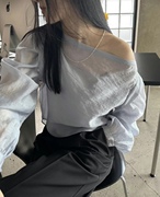 韩国小众设计师，款斜肩不对称雪纺，两件套上衣泡泡袖衬衫