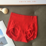 秋冬季女士三角内裤本命年大红色，柔软舒适莫代尔纯色底裤时尚