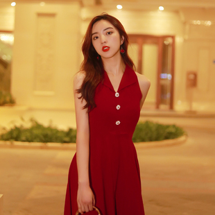 赫本风法式连衣裙无袖，红色裙子收腰气质，长裙显瘦大摆礼服裙女夏季