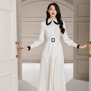 越南小众WHITEPLAN 2023年夏季简单优雅百褶拼接长袖连衣裙