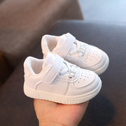 儿童宝宝板鞋2023春秋男童学步鞋，软底防滑女童幼儿透气运动小白鞋