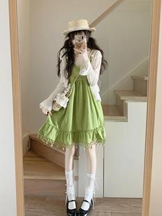 波西米亚绿色v领流苏吊带连衣裙，女夏季度假风小个子气质中长裙子