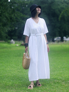 姜欢设计夏款女神范儿白色纯麻大V领系带文艺长款显瘦连衣裙 白苏