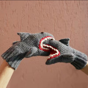 亚马逊独立站 秋冬3D圣诞鲨鱼手套保暖连指针织手套