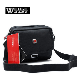  休闲正品斜挎包男士单肩包/多功能旅游户外腰包运动包/双肩包1071