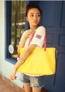  正品双肩包男女韩版潮学院风旅行包电脑包运动背包手提单肩斜挎包