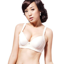 热销万件依蕾斯女士内衣性感集中聚拢 调整型文胸8699