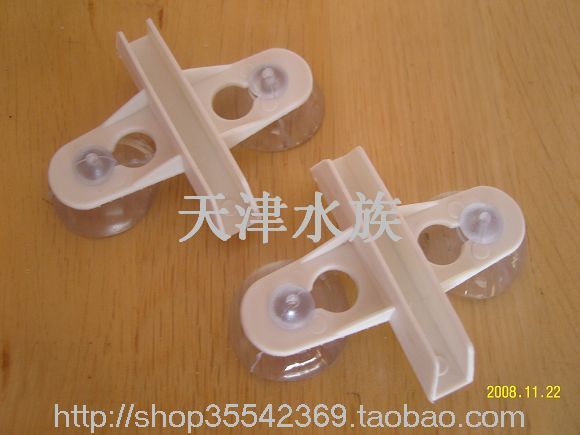 隔离隔板玻璃夹吸盘(隔断卡子) 白色 水族箱鱼缸隔离用 厂家直销在类目 宠物/宠物食品及用品, 水族世界, 鱼缸等水族设备, 其它水族用具设备中 - 来自Buy2taobao.com提供专业的淘宝代购服务