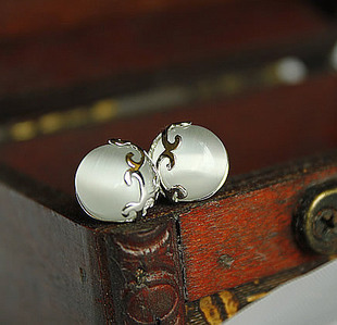  两两相忘，且归去 925纯银  裸色猫眼石 不退色复古女银耳钉耳饰