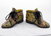 欧美流行色黄印花(黄印花)系带板鞋，款雨靴女靴雨鞋