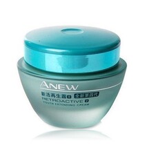 ר����Ʒ Avon/�ŷ��»�����˪ 30g ���Ĵ� �޸�����