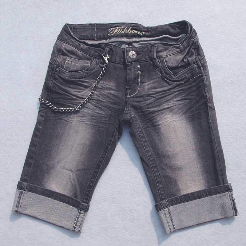Fishbone 牛仔深灰色中裤带金属链 2010新款