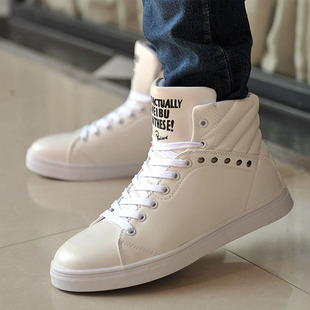  新款靴子男韩版男靴子时尚靴男士板鞋高帮鞋男鞋潮流英伦短靴