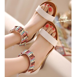  上脚舒适 波西米亚风 宝石串珠装饰 中跟坡跟凉鞋
