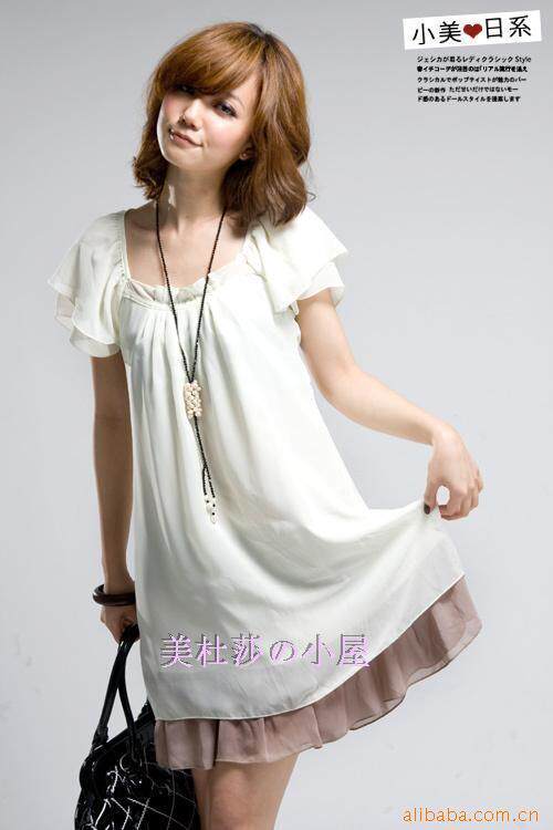 米兰<em>芭莎</em>服装<em>批发时尚</em>男女09李孝利秋冬服饰