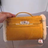 【香港代购】Hermes kelly muff 金黄色羊毛暖手/手套