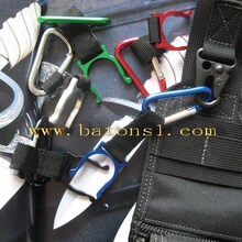 冲皇冠 水瓶扣 矿泉水瓶专用挂瓶扣 登山扣 现货供应颜色全
