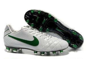  Nike Tiempo Legend IV FG 传奇4代 顶级系列 圆钉 男式足球鞋
