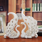 陶瓷天鹅摆件家居装饰品现代实用创意结婚礼物新婚客厅工艺品