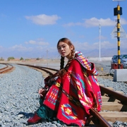 民族风披肩女春秋尼泊尔印巴开叉女西藏旅游斗篷围巾加厚空调披风