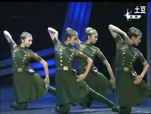 奔赴 军旅演出服装女兵舞台表演服弹力迷彩裙套装广场军装舞蹈服