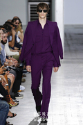 春夏男装时装周走秀同款亮丽紫色男士，修身西服春装外套西装款