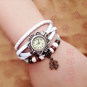 韩版女士手表时尚潮流学生清新韩版复古简约情侣，皮带手链石英手表