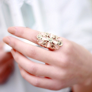 装饰戒指女食指时尚宽版镂空镶嵌猫眼石，夸张个性大气，玫瑰金指环(金指环)潮