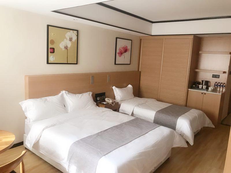 San Mao Mandarin Holiday Inn luxury Family Roomin the Cheap Hotels/Inn features/Apartment Hostel , Hotel Inn category - from Buy2taobao.com to provide professional Taobao agent buy service