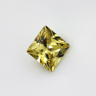 公主方黄钻瑞士钻裸石正方形淡黄，锆石浅黄钻石，戒指戒面耳钉可镶嵌