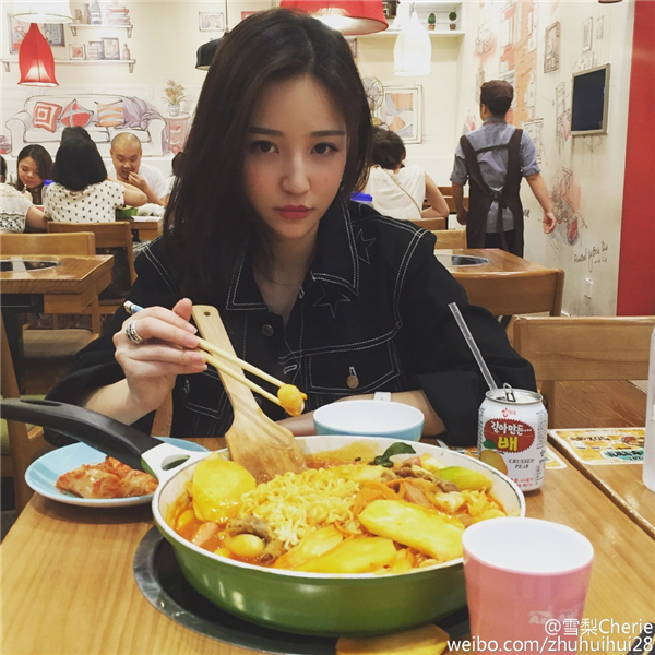 钱夫人 CHINSTUDIO定制 帅气的星星刺绣黑色