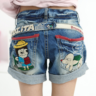 韩国女款夏装三分牛仔裤，卡通图案刺绣，卷边短裤宽松休闲显瘦